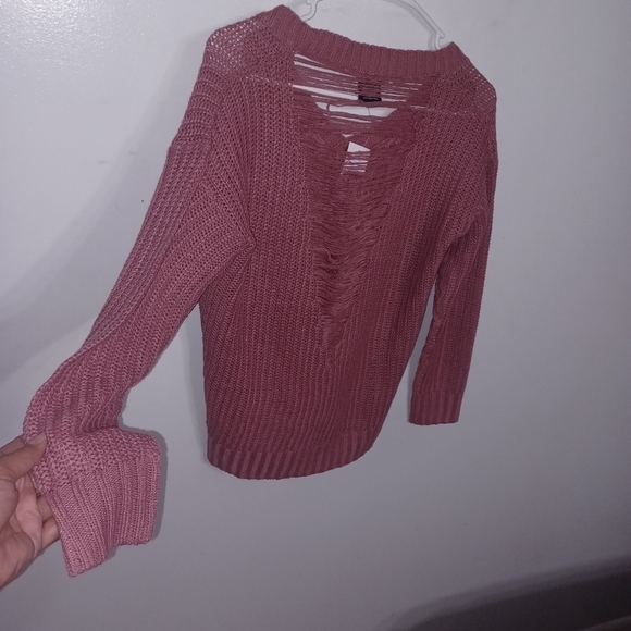 Mauve Trendy Distressed Sweater - W Sz Medium - Picture 7 of 8